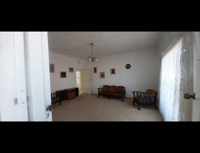 3 BEDROOM HOUSE FOR SALE IN SUNNYRIDGE